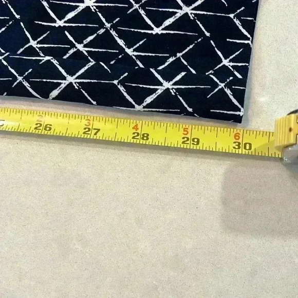 Rafaella Women’s Pant Navy /White Geo Pattern Straight leg. Some stretch. 14 - Picture 9 of 9